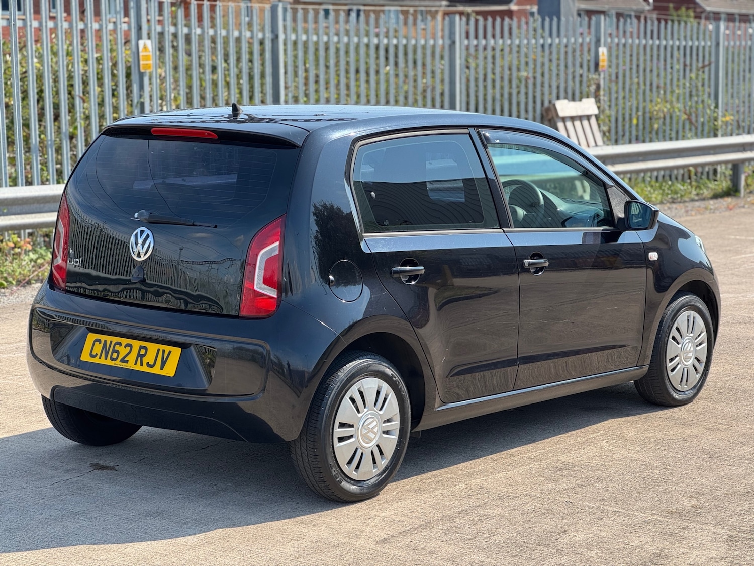 Used Volkswagen up! 2025 for sale - 77781542: Photo 9