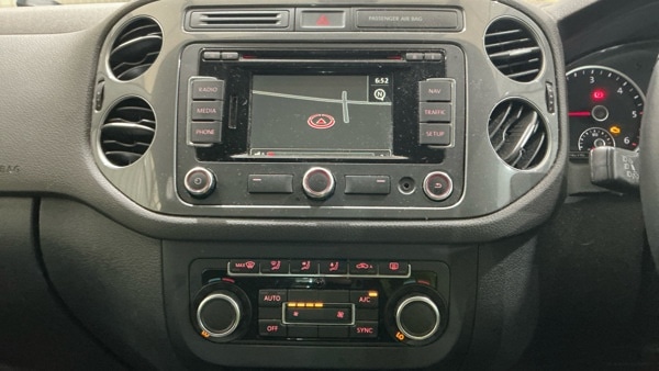 Used Volkswagen Tiguan 2015 for sale - 78183142: Photo 9