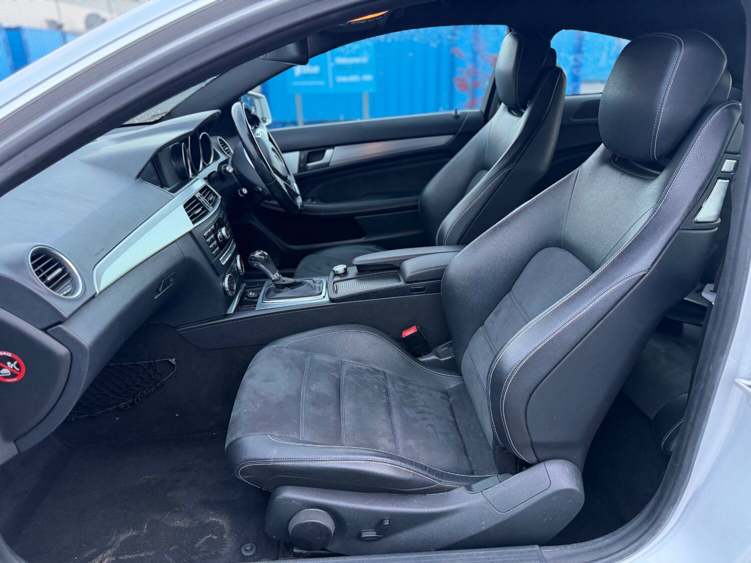 Used Mercedes-Benz C Class 2015 for sale - 78128291: Photo 11