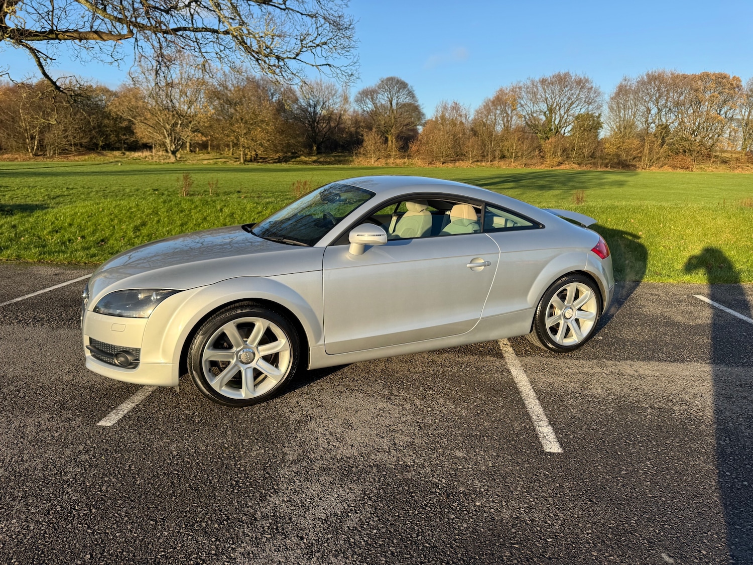 Used Audi TT 2009 for sale - 76786368: Photo 2