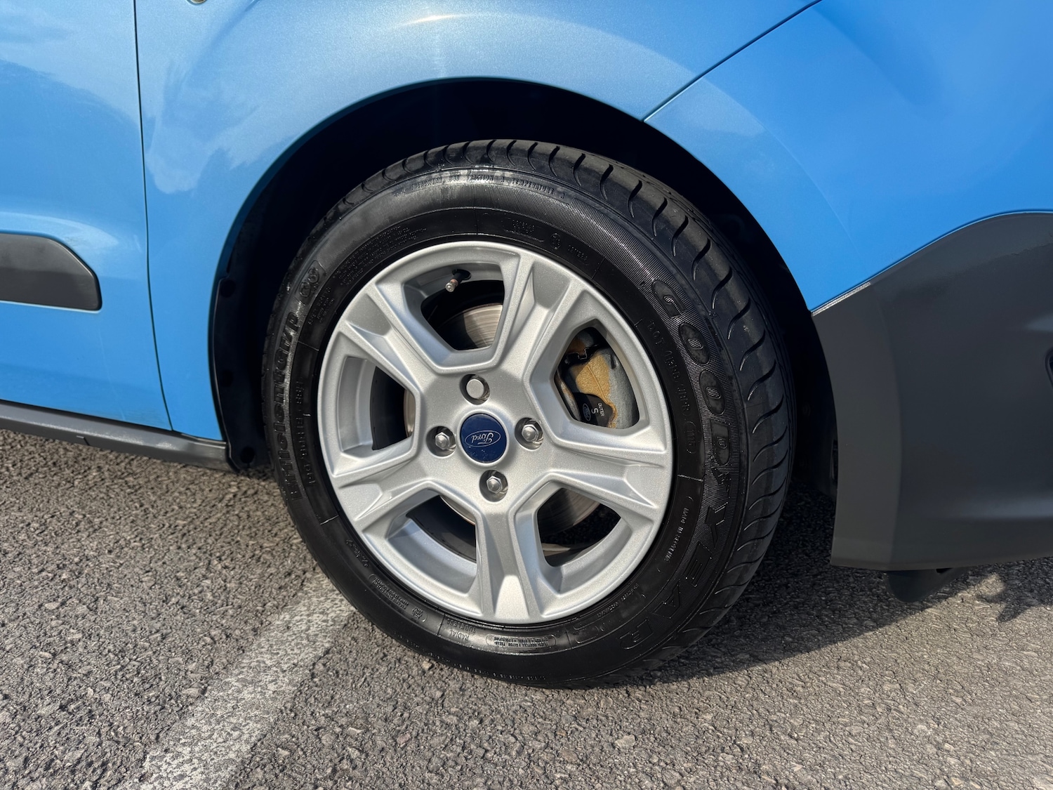 Used Ford Transit Courier 2015 for sale - 77938624: Photo 7