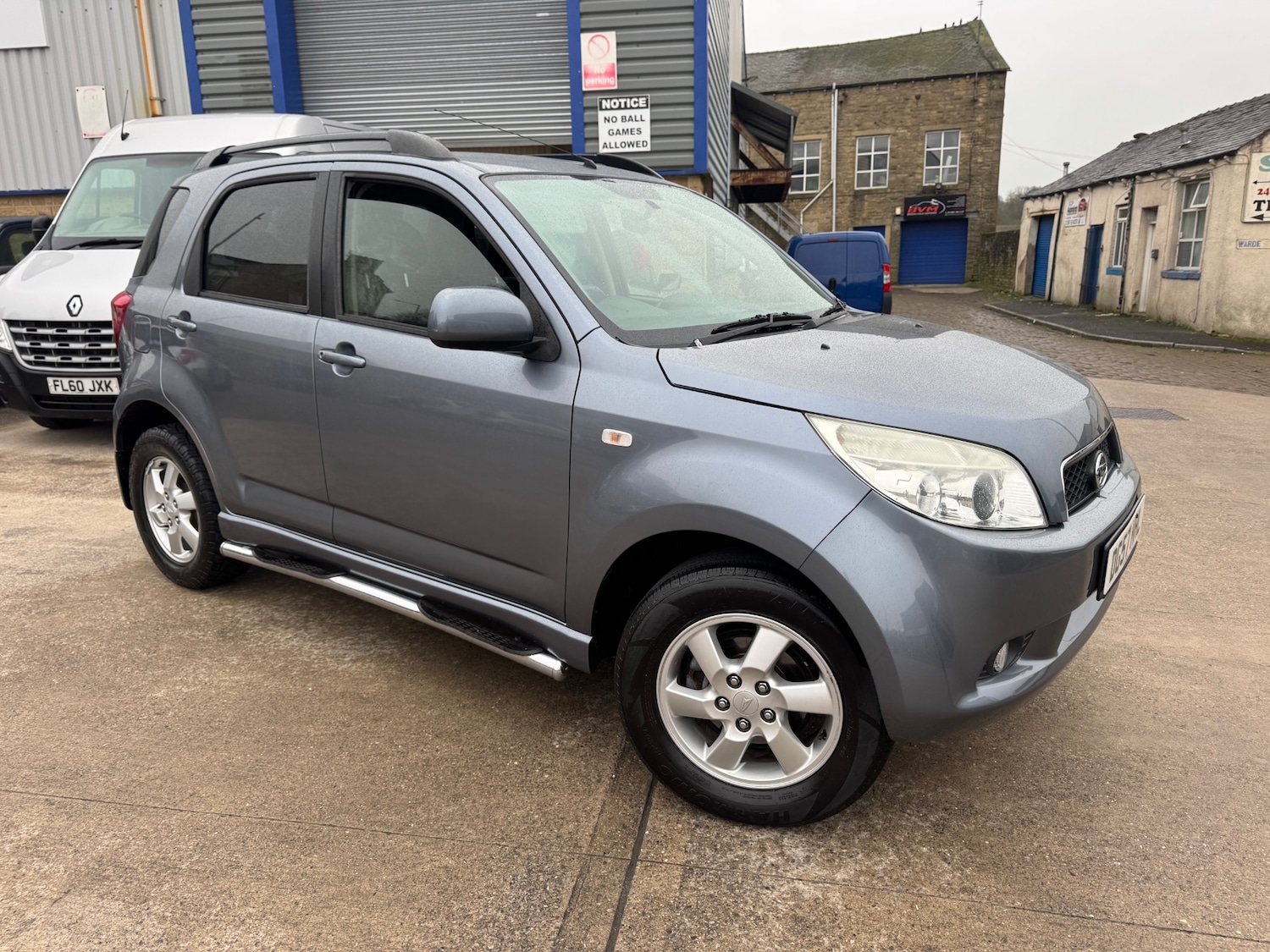 Used Daihatsu Terios 2007 for sale - 77716545: Photo 2