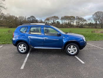 Used Dacia Duster 2013 for sale - 76329801: Photo