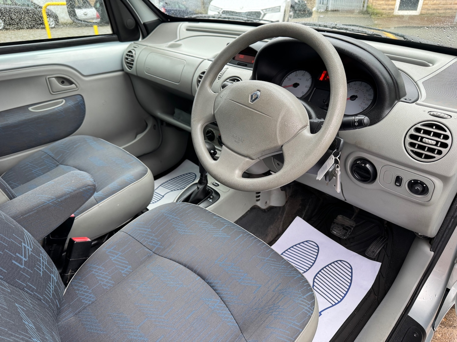 Used Renault Kangoo 2007 for sale - 77717839: Photo 2