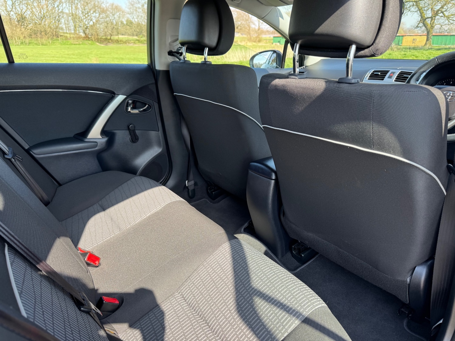 Used Toyota Avensis 2014 for sale - 78170059: Photo 17