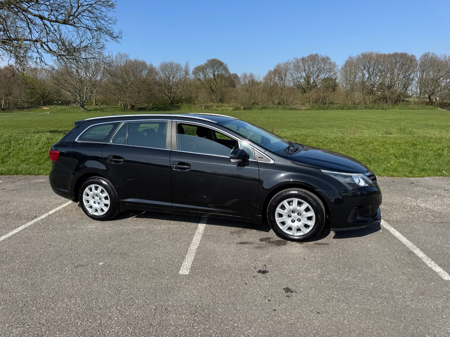 Used Toyota Avensis 2014 for sale - 78170059: Photo 3