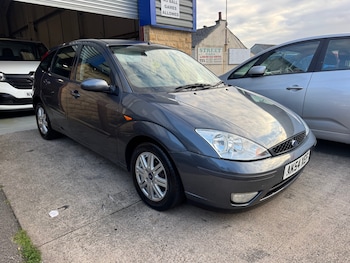Used Ford Focus 2004 for sale - 76120530: Photo