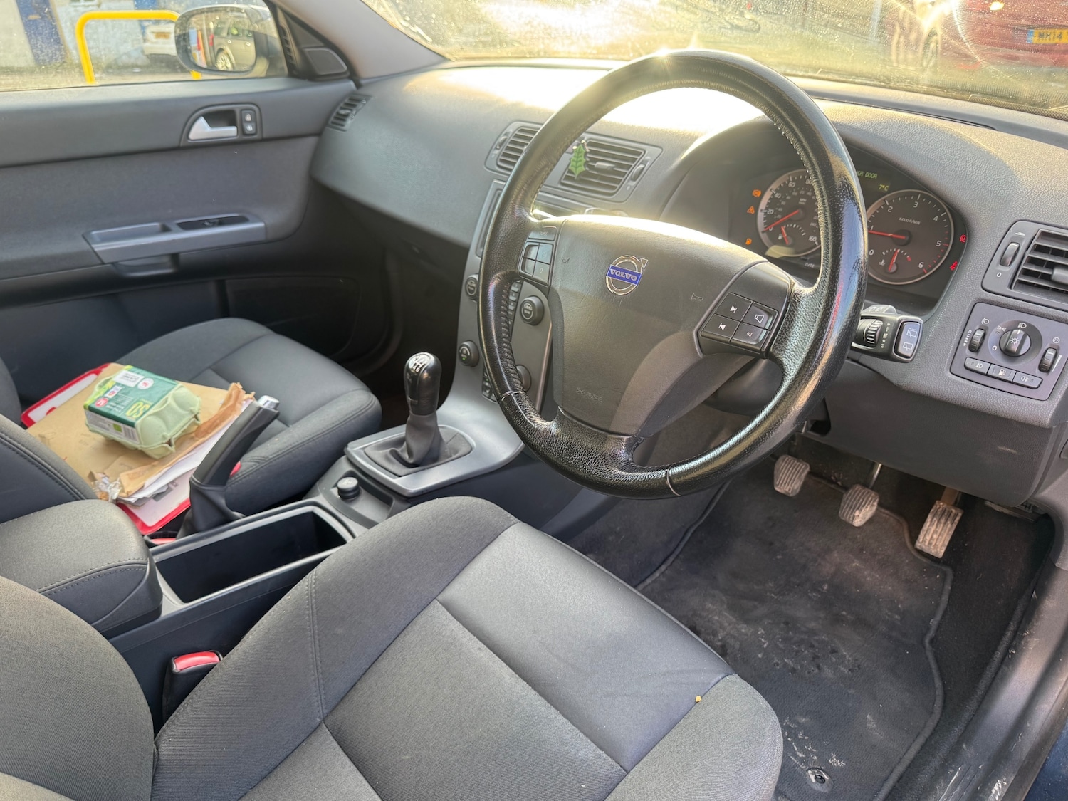 Used Volvo V50 2006 for sale - 77320172: Photo 2