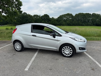 Used Ford Fiesta 2013 for sale - 78968240: Photo