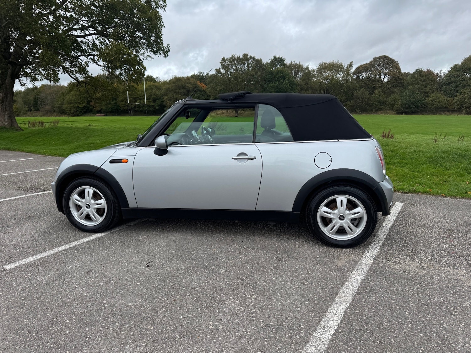 Used MINI Convertible 2008 for sale - 76179272: Photo 13