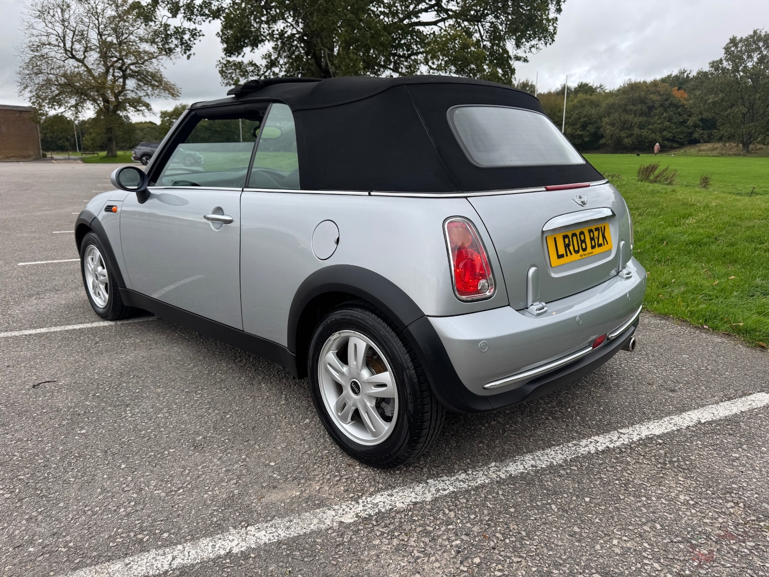 Used MINI Convertible 2008 for sale - 76179272: Photo 16