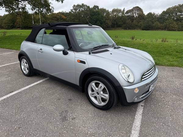 Used MINI Convertible 2008 for sale - 76179272: Photo 1