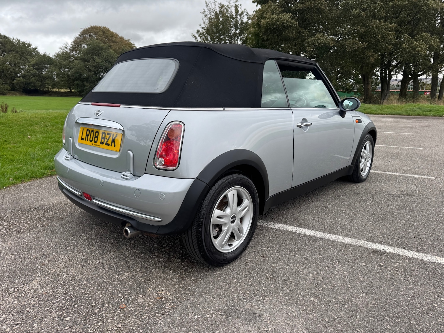 Used MINI Convertible 2008 for sale - 76179272: Photo 6