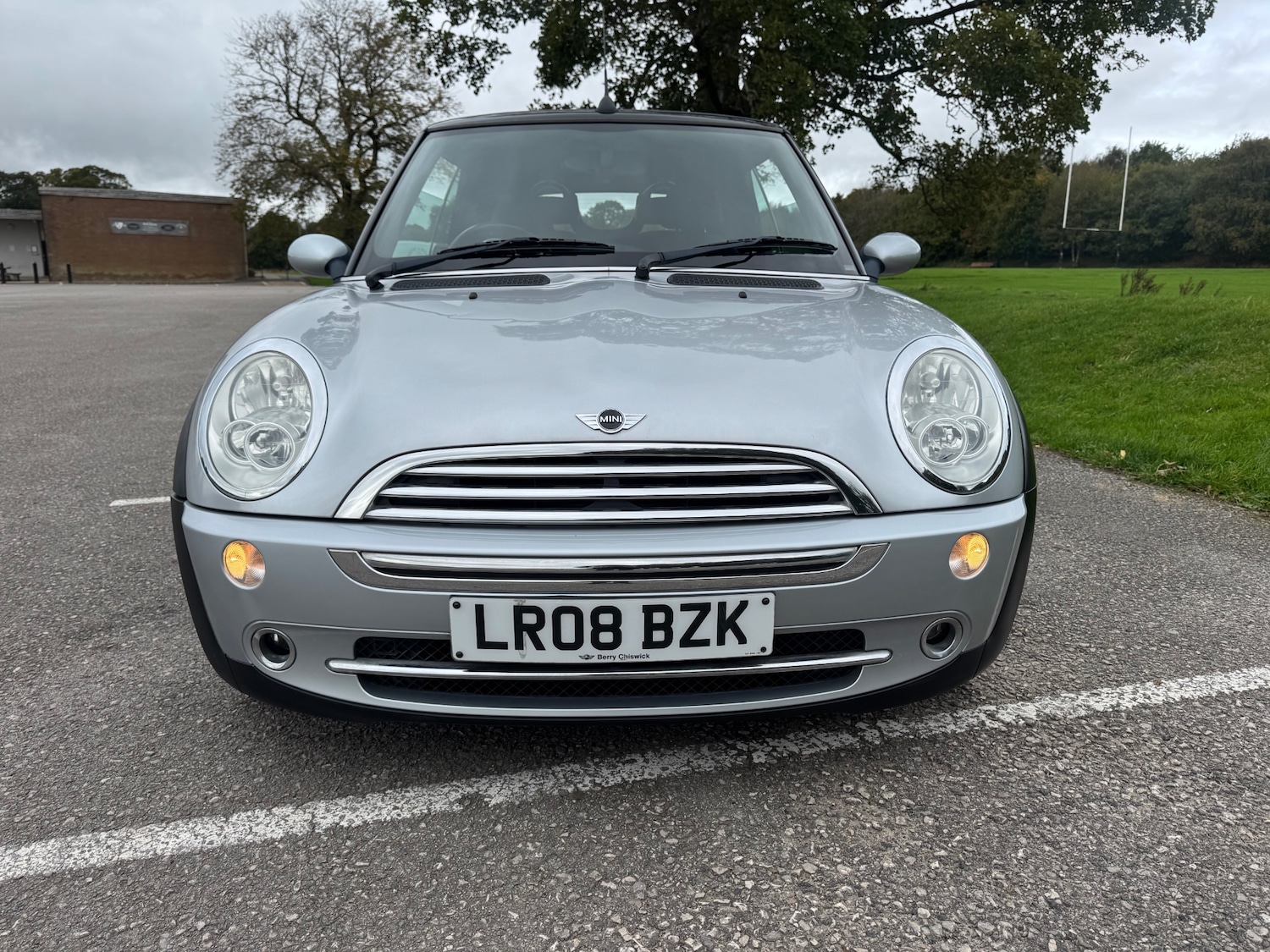 Used MINI Convertible 2008 for sale - 76179272: Photo 8