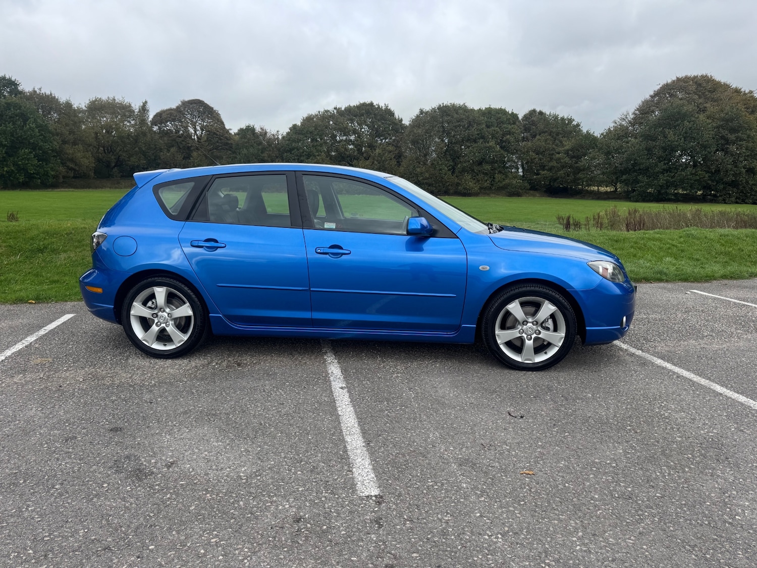 Used Mazda Mazda3 2006 for sale - 76198567: Photo 5