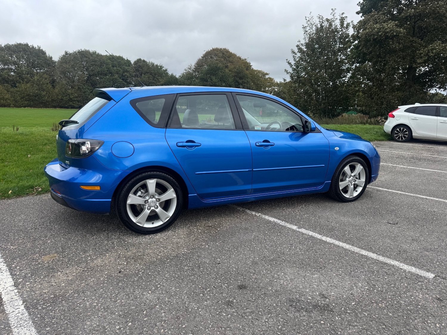 Used Mazda Mazda3 2006 for sale - 76198567: Photo 6