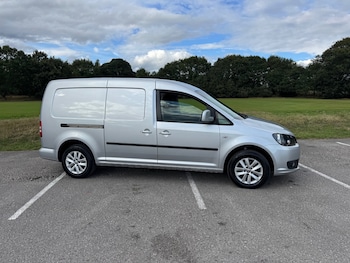 Used Volkswagen Caddy Maxi 2014 for sale - 79590821: Photo