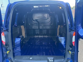 Used Ford Transit Courier 2018 for sale - 79811522: Photo