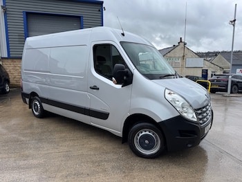 Renault Master feature image