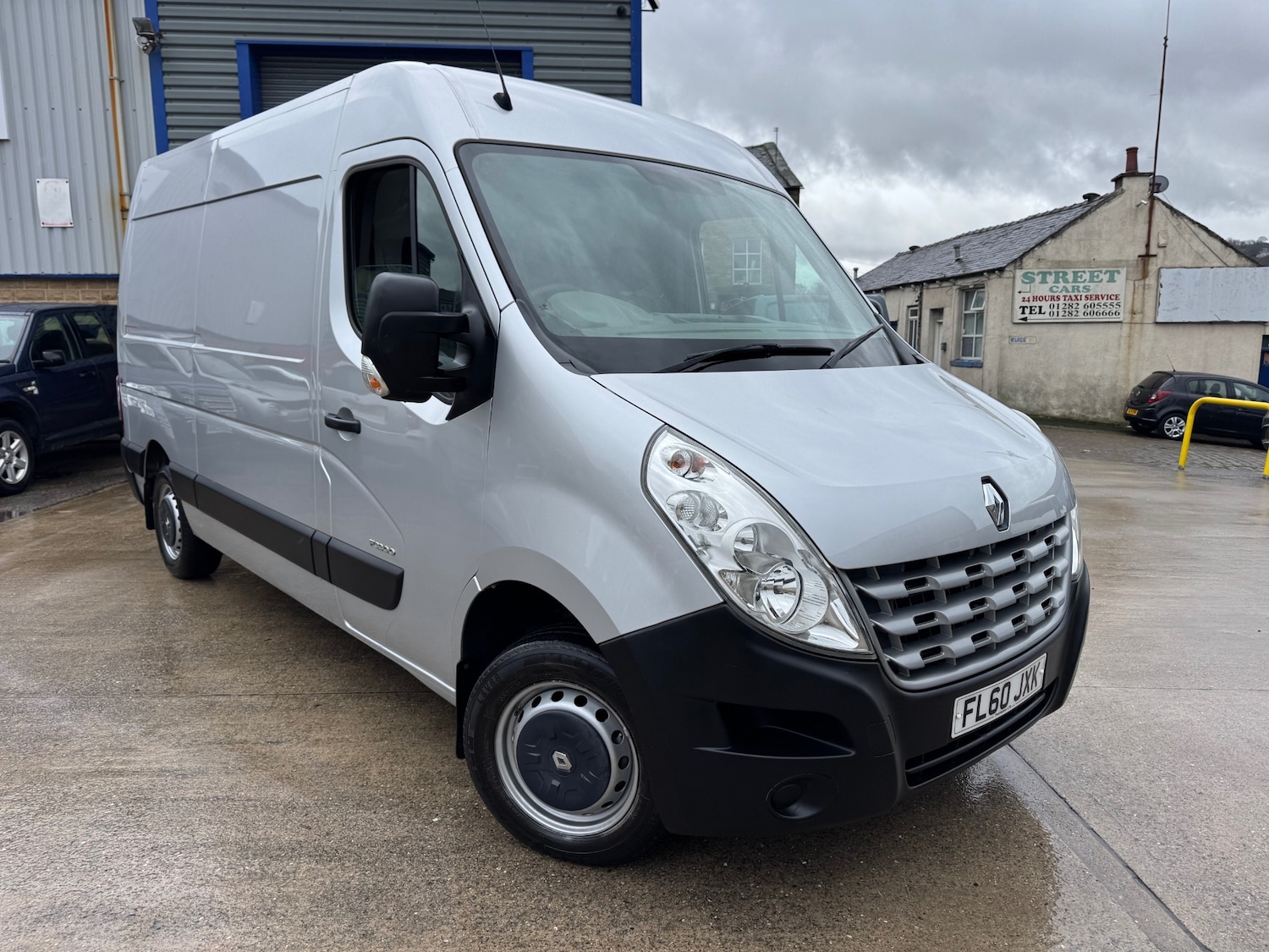 Used Renault Master 2010 for sale - 77718148: Photo 2