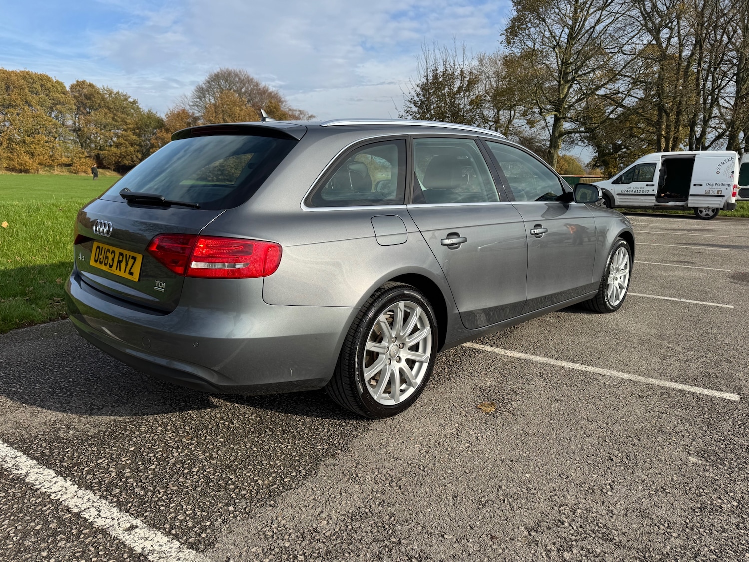 Used Audi A4 2013 for sale - 76483301: Photo 3
