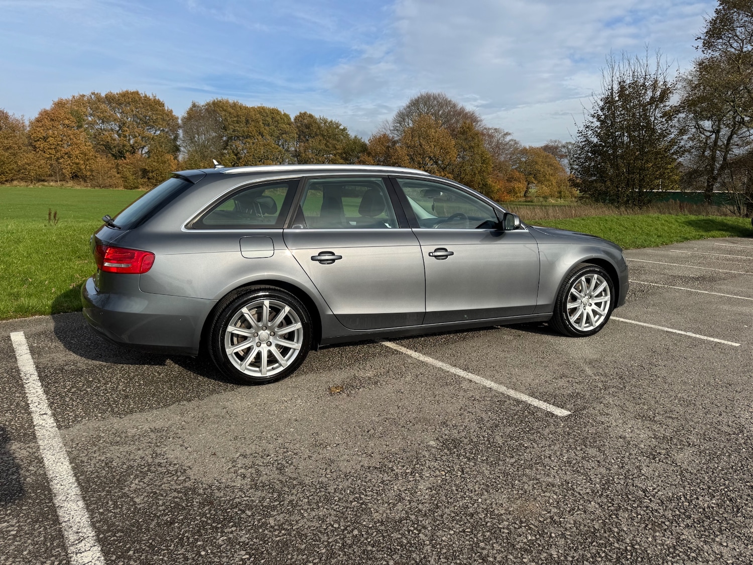 Used Audi A4 2013 for sale - 76483301: Photo 4