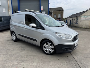 Used Ford Transit Courier 2018 for sale - 78460943: Photo