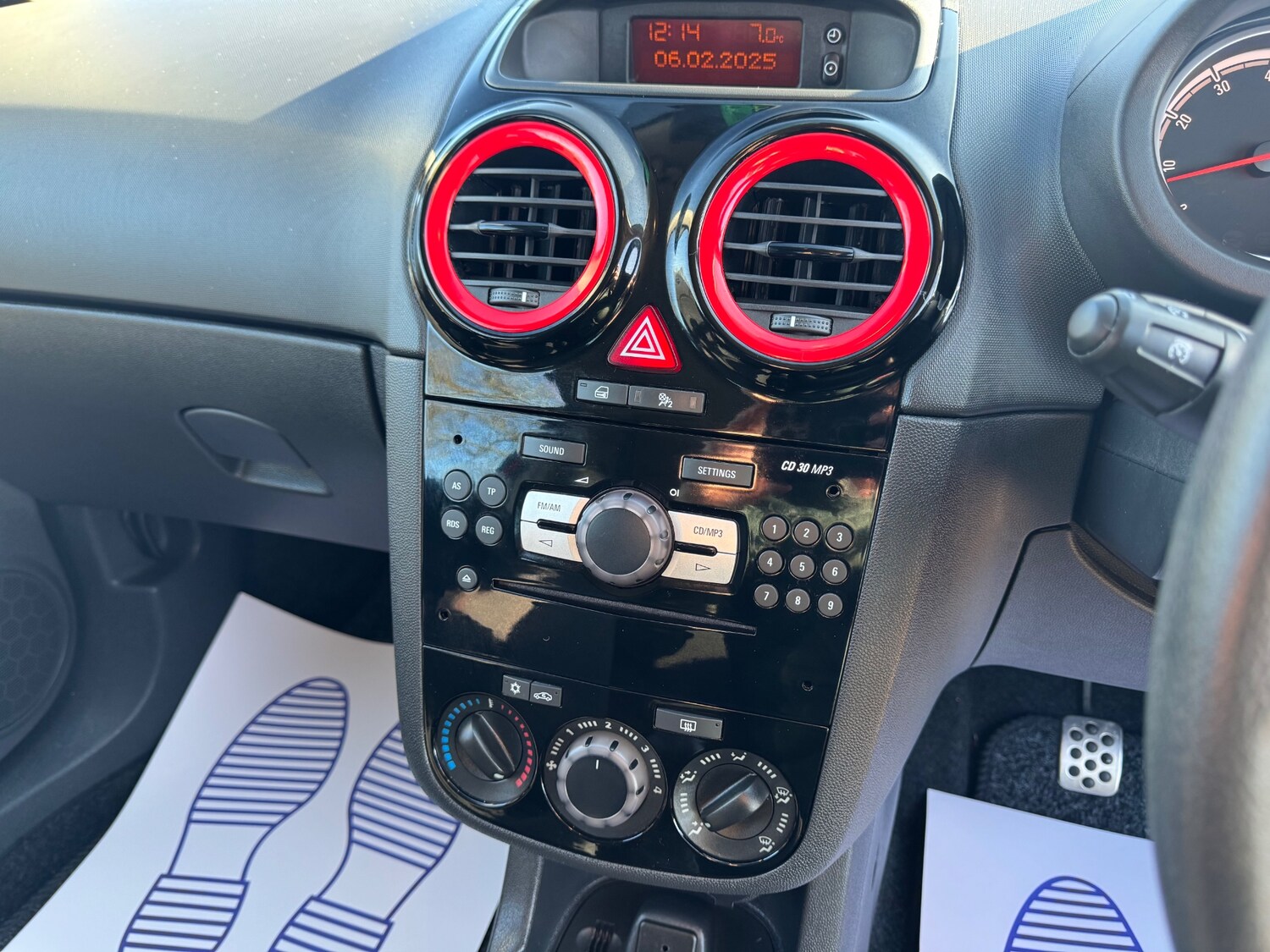 Used Vauxhall Corsa 2012 for sale - 77495743: Photo 19