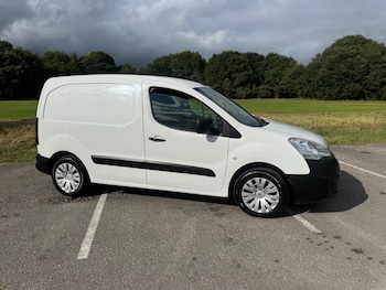 Used Citroen Berlingo 2017 for sale - 79456977: Photo