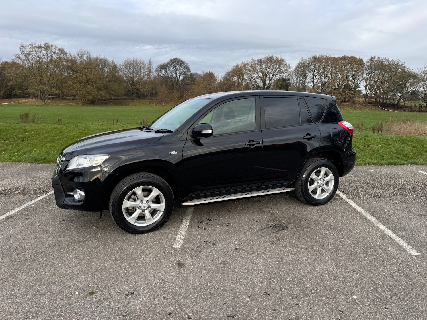 Used Toyota RAV4 2010 for sale - 76699601: Photo 10