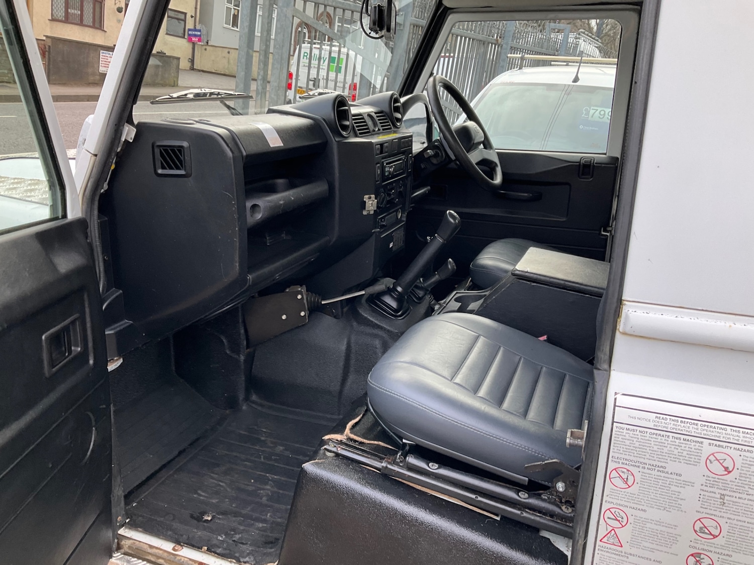 Used Land Rover Defender 2013 for sale - 77829906: Photo 2