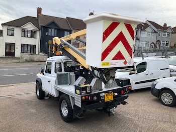 Used Land Rover Defender 2013 for sale - 77829906: Photo