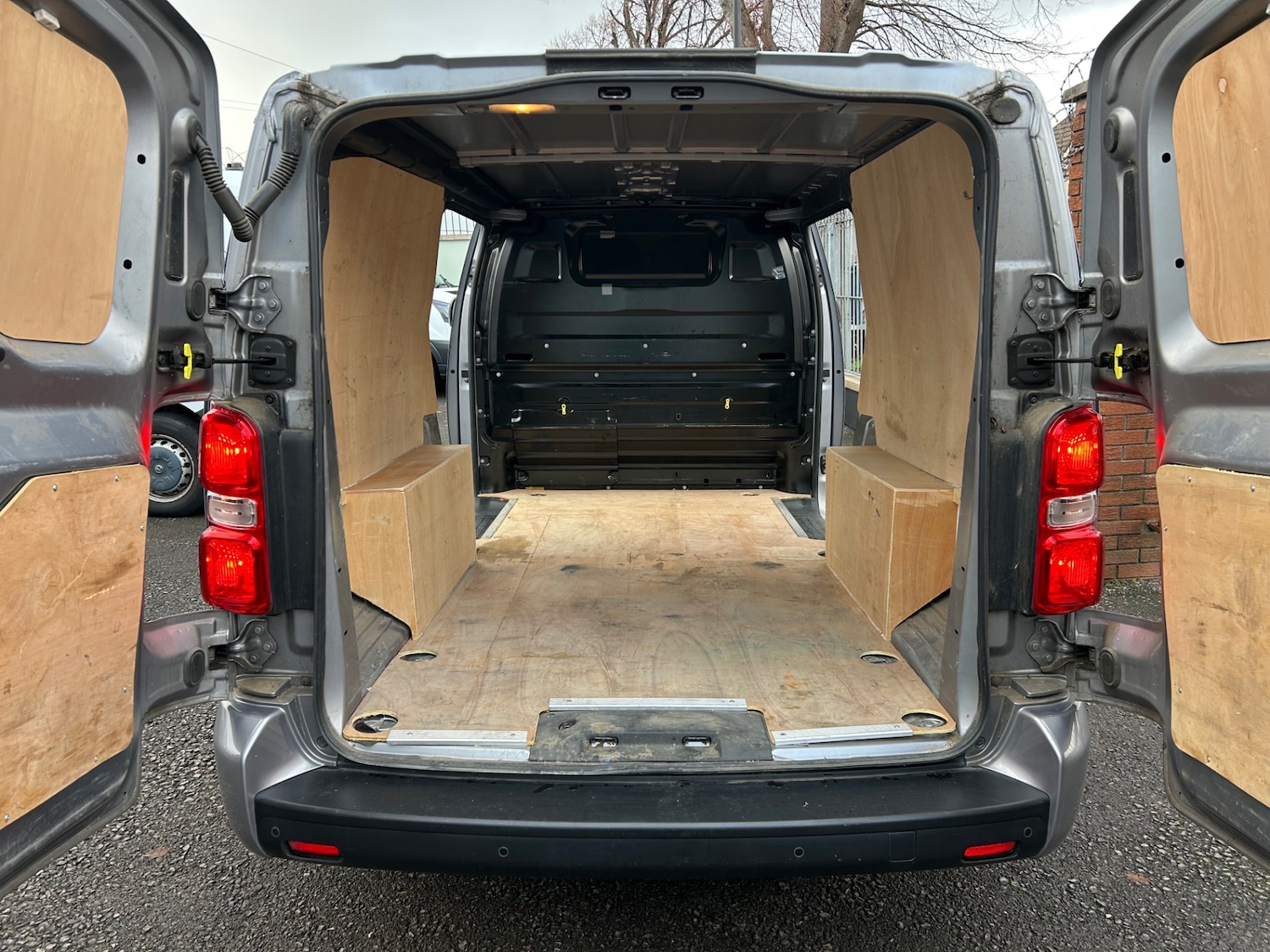 Used Vauxhall Vivaro 2021 for sale - 76553909: Photo 4