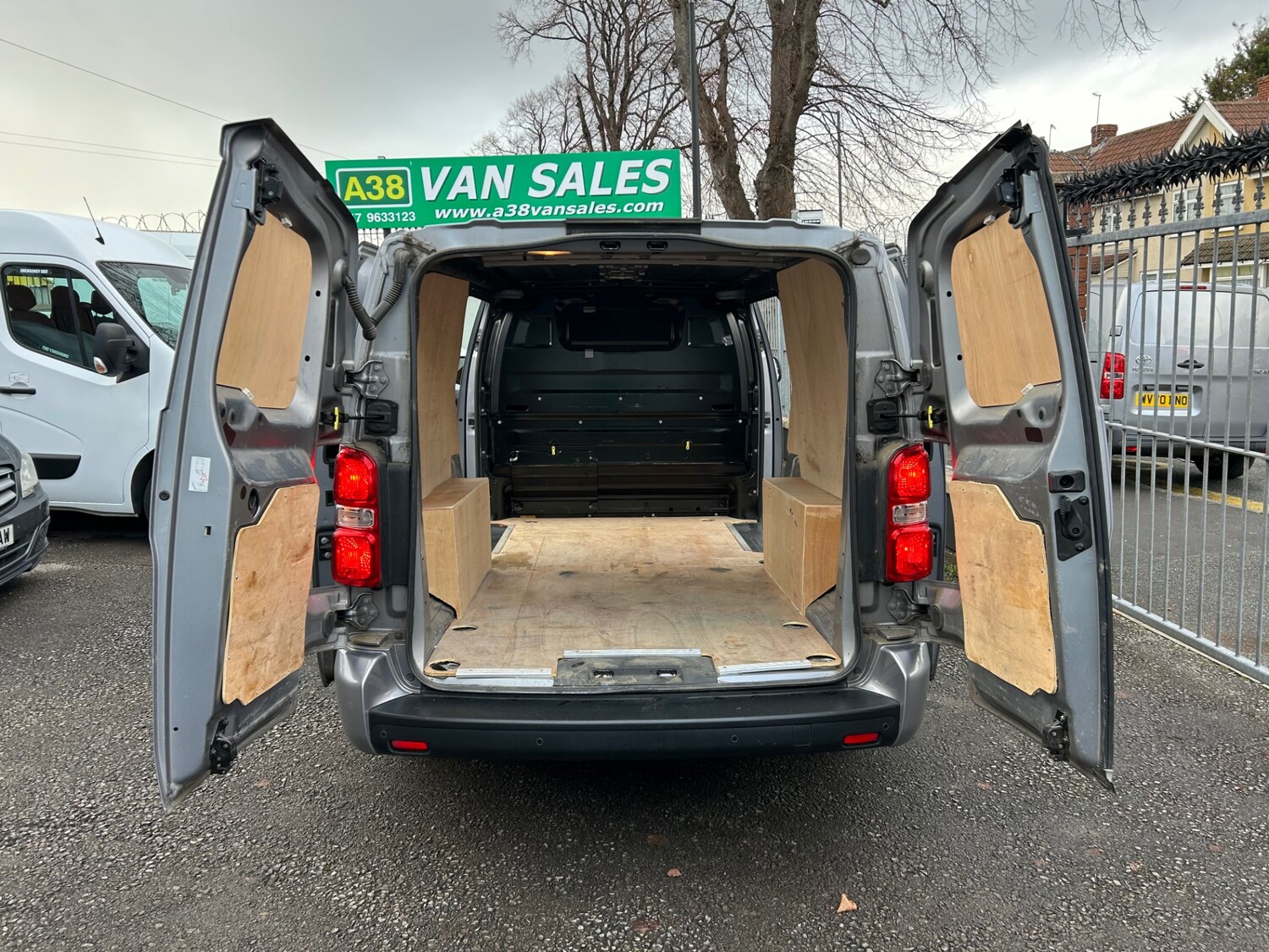 Used Vauxhall Vivaro 2021 for sale - 76553909: Photo 5