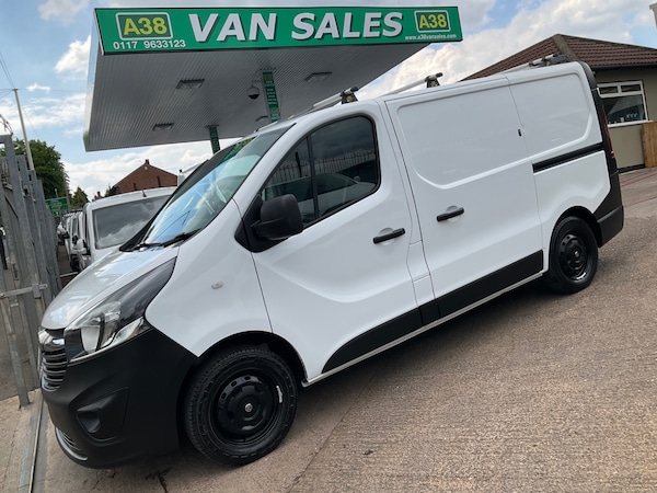 Used Vauxhall Vivaro 2018 for sale - 74073852: Photo 1