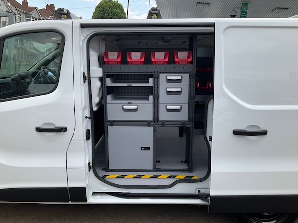 Used Vauxhall Vivaro 2018 for sale - 74073852: Photo 3