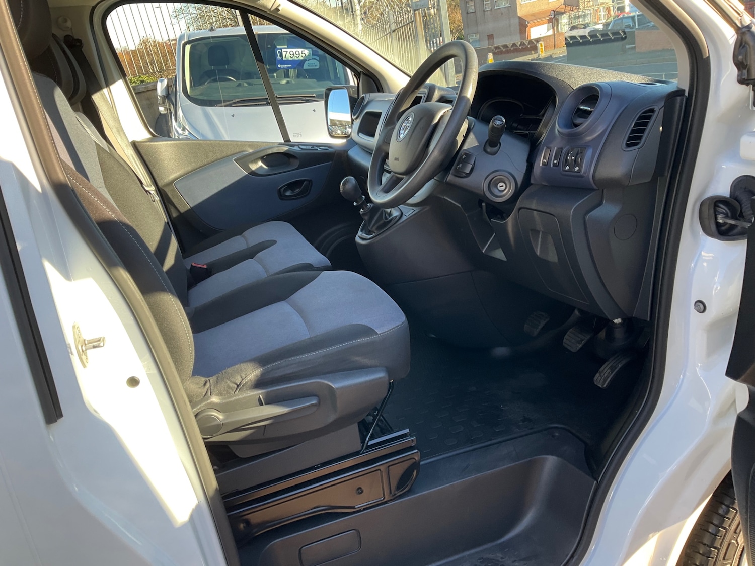 Used Vauxhall Vivaro 2018 for sale - 76829614: Photo 12