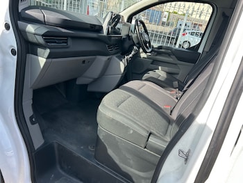Used Ford Transit Custom 2024 for sale - 79418657: Photo