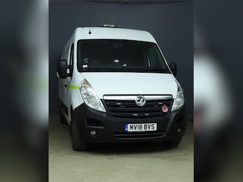 Vauxhall - Movano