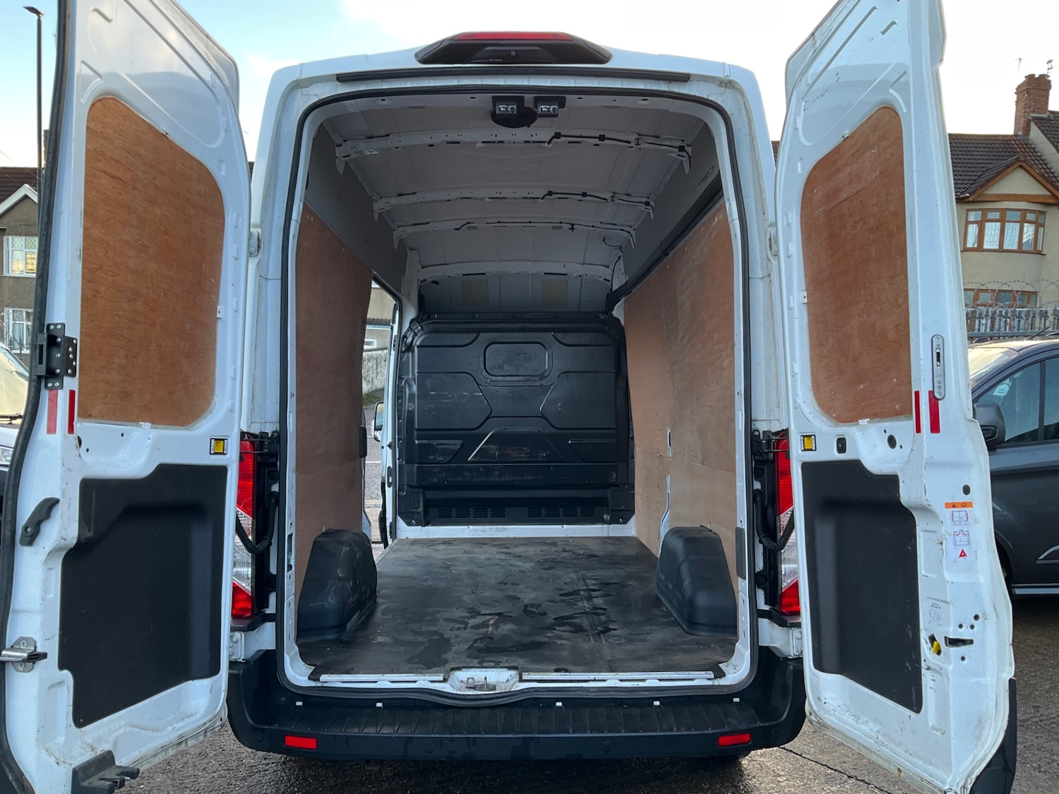Used Ford Transit 2019 for sale - 77225392: Photo 4