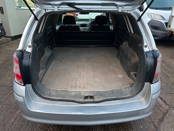 Used Vauxhall Astra Van 2012 for sale - 76693023: Photo