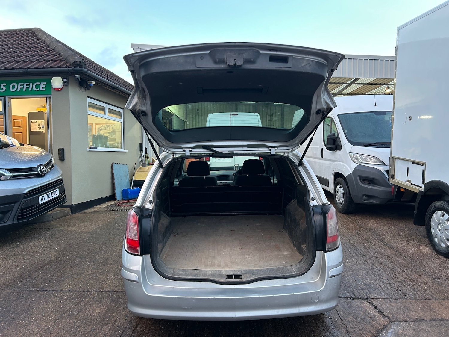 Used Vauxhall Astra Van 2012 for sale - 76693023: Photo 4