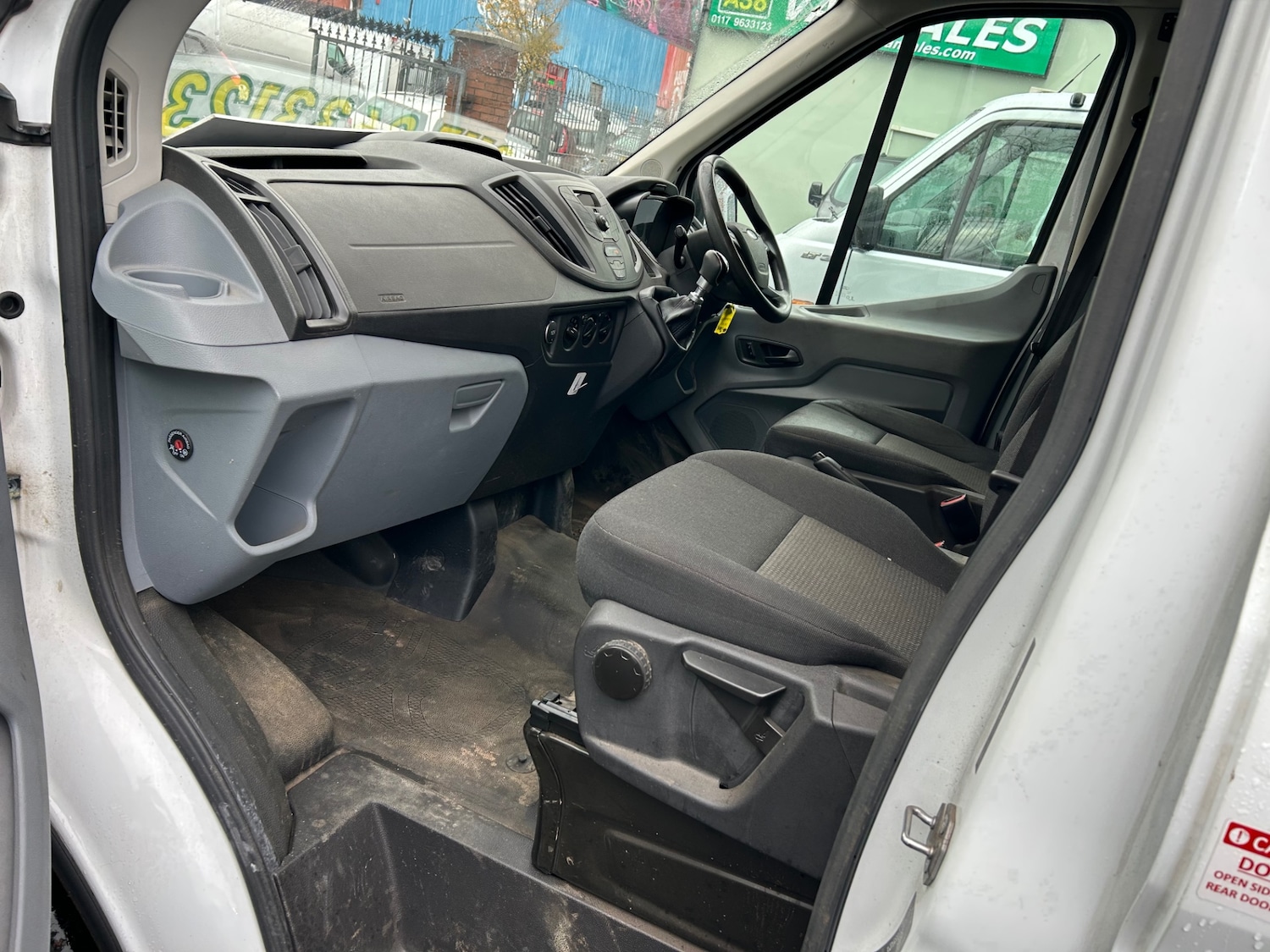 Used Ford Transit 2018 for sale - 75638206: Photo 2