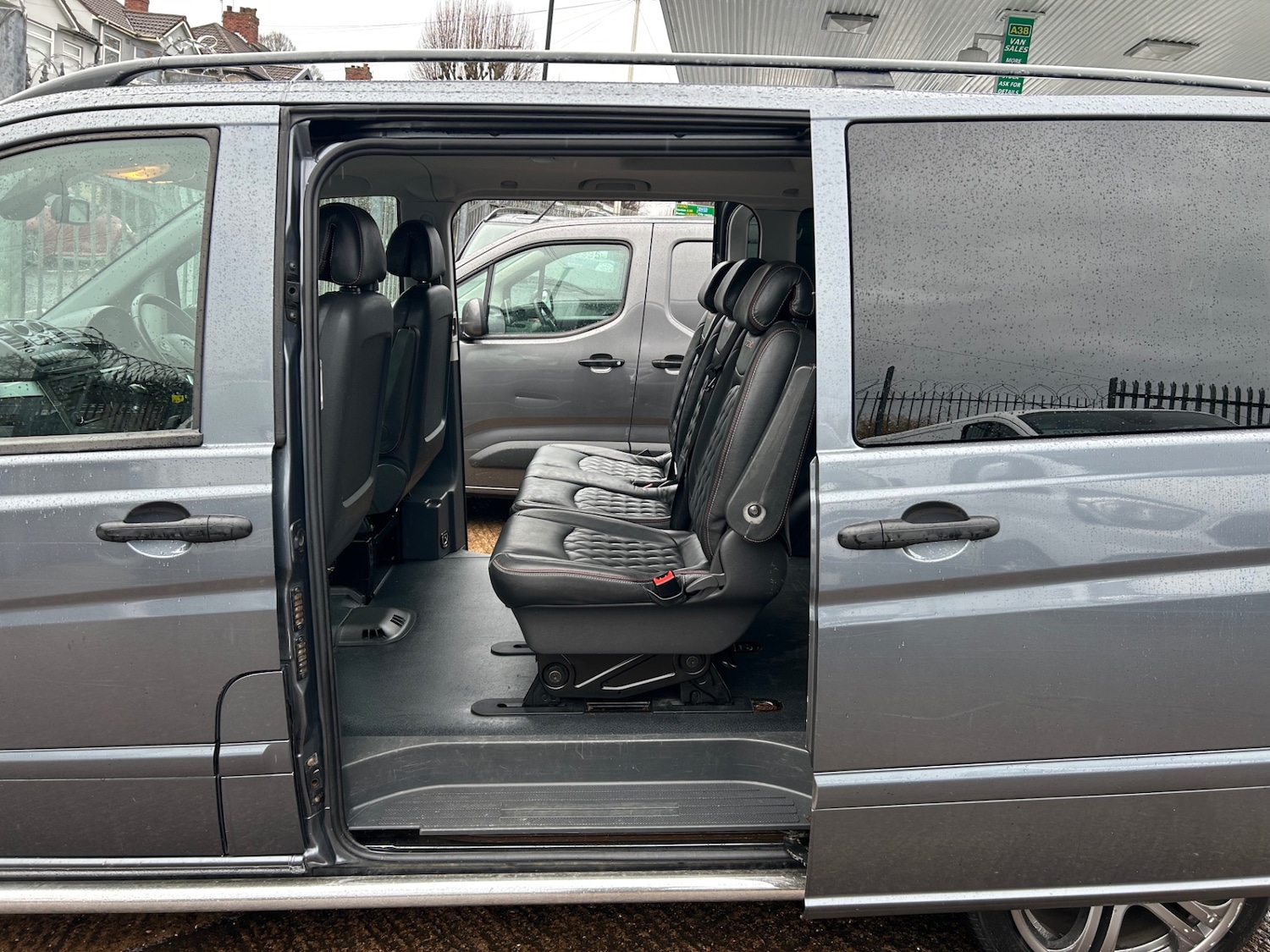 Used Mercedes-Benz Vito 2014 for sale - 76578131: Photo 3