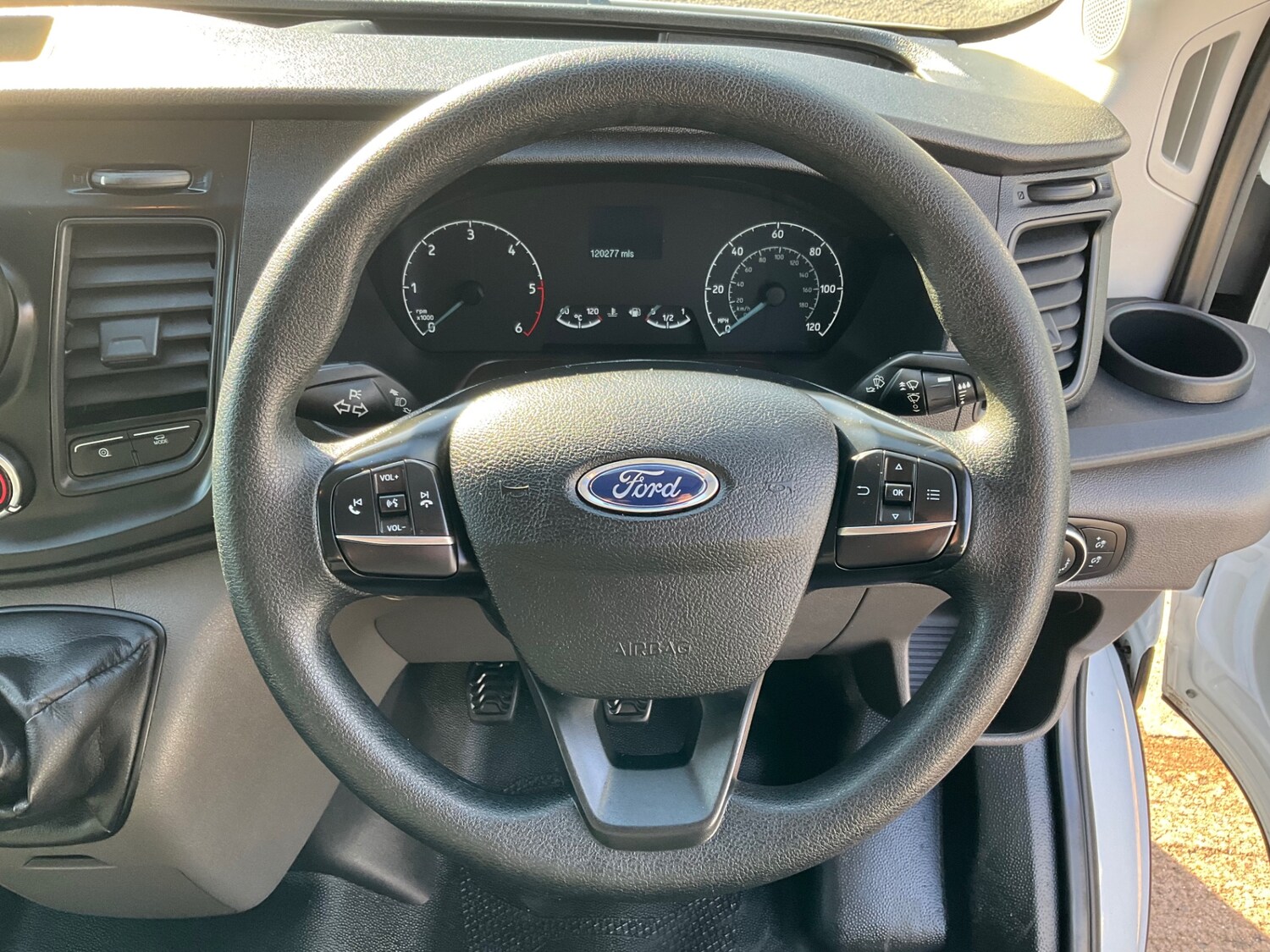 Used Ford Transit 2020 for sale - 76263071: Photo 19