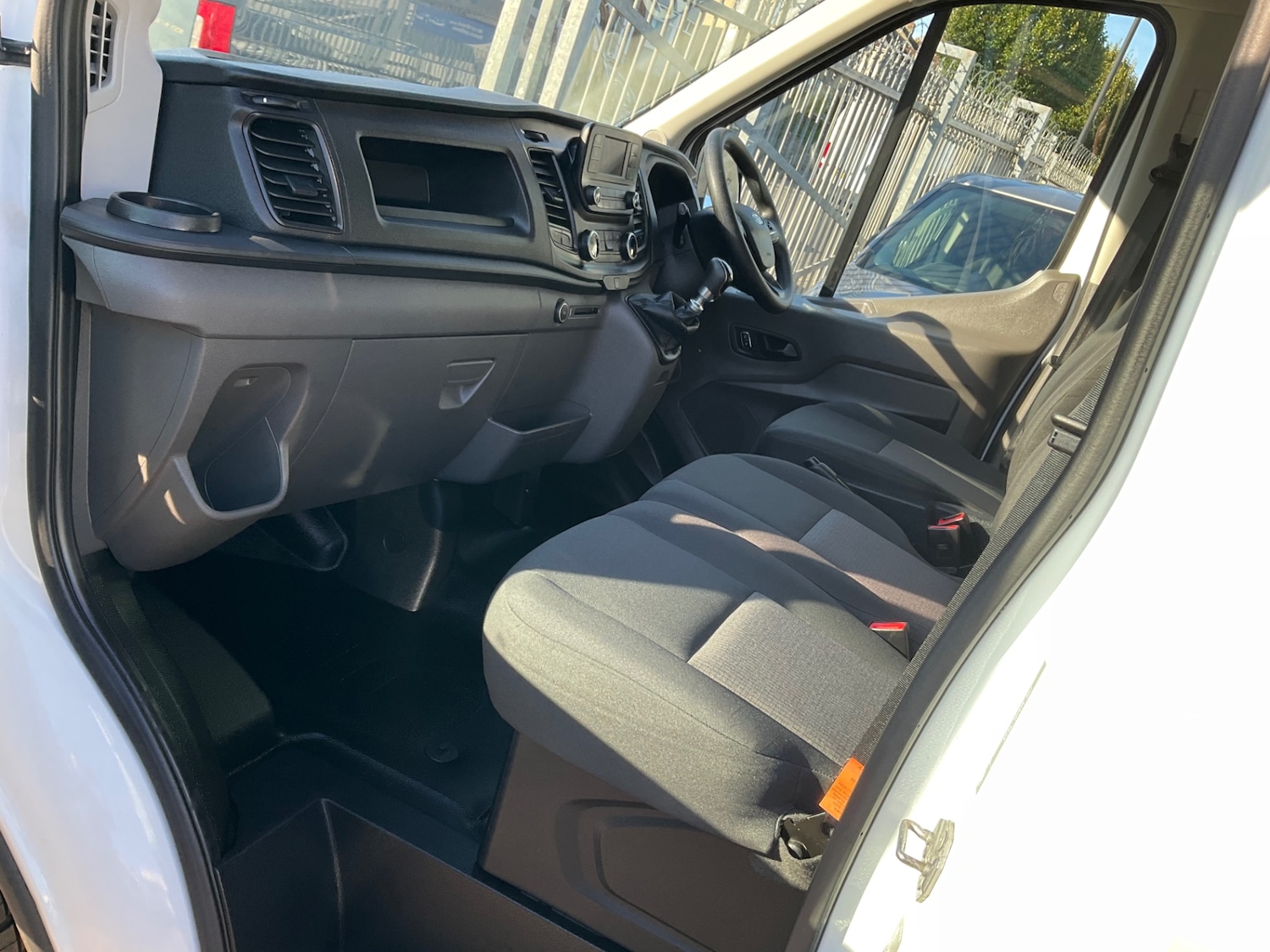 Used Ford Transit 2020 for sale - 76263071: Photo 2