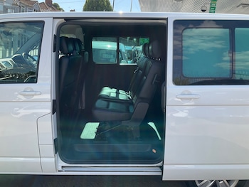 Used Volkswagen Transporter 2017 for sale - 75219972: Photo
