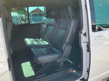 Used Volkswagen Transporter 2017 for sale - 75219972: Photo