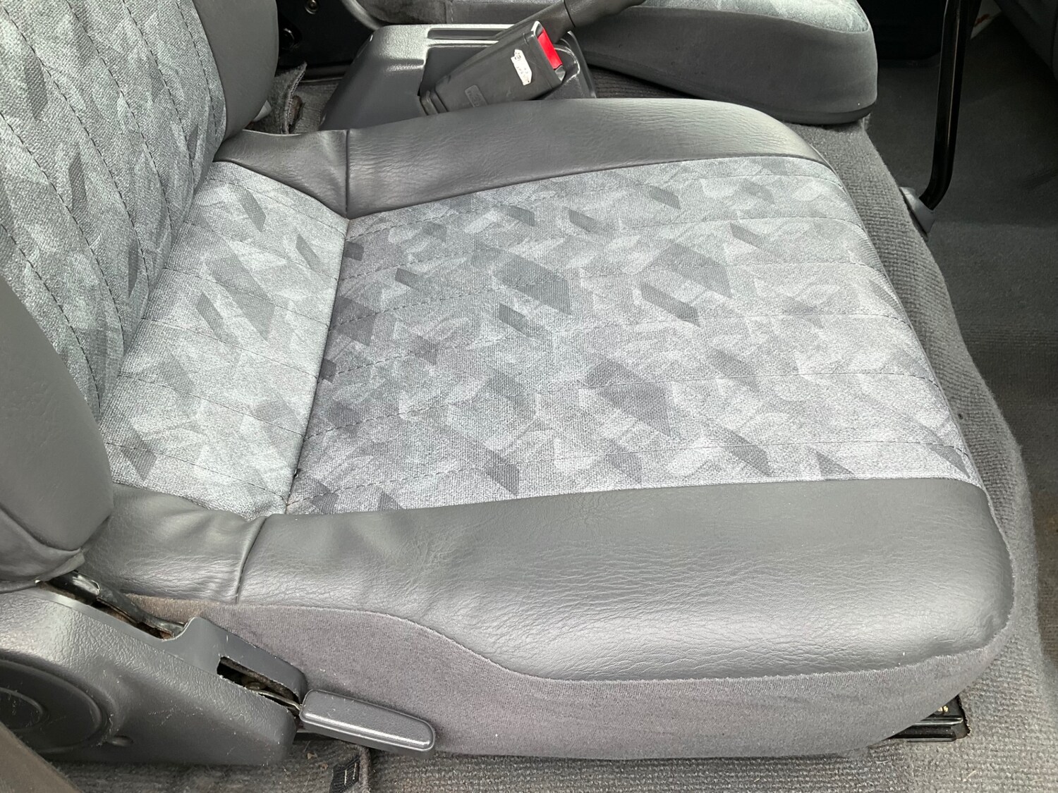 Used Mazda E2200 2002 for sale - 78180125: Photo 19