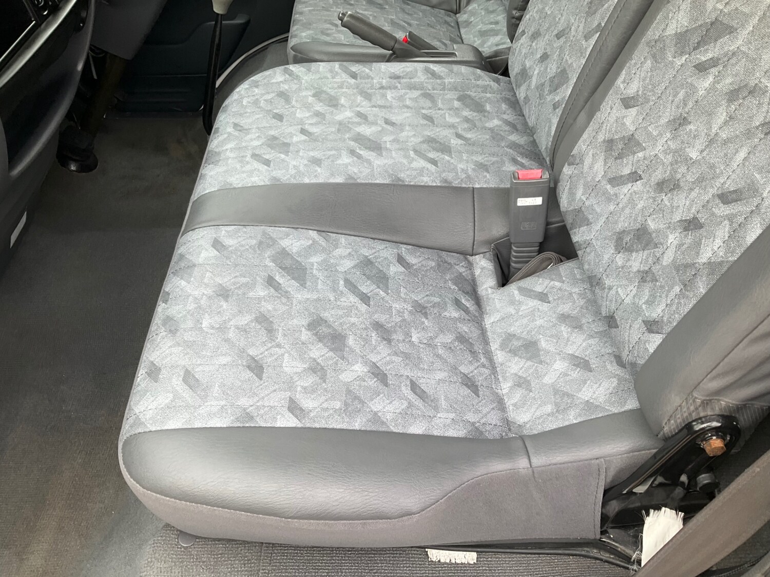 Used Mazda E2200 2002 for sale - 78180125: Photo 21